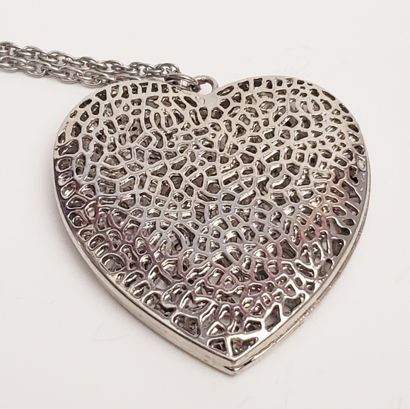 Beautiful Silver Puffy Laser Filligree Heart Long Rope Chain Necklace - Picture 4 of 9